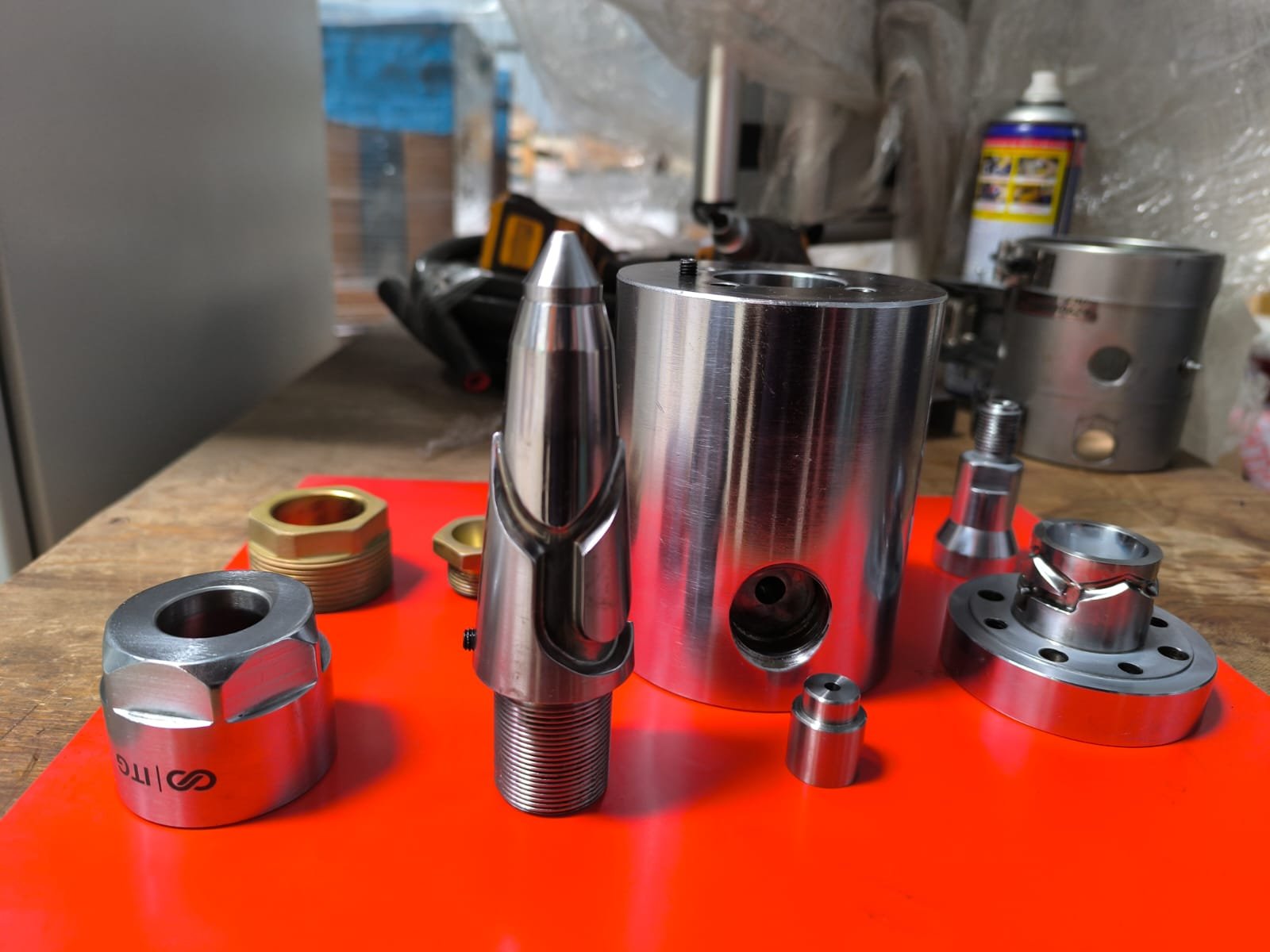Specialized Rubber Extrusion Cross Head